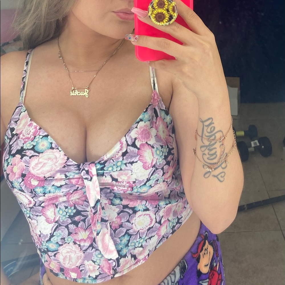 h&m flower crop top